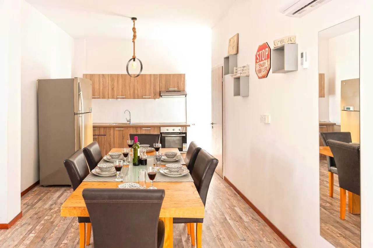 Hostel The Harbour Private Cabins And Dormitory Rooms Protaras