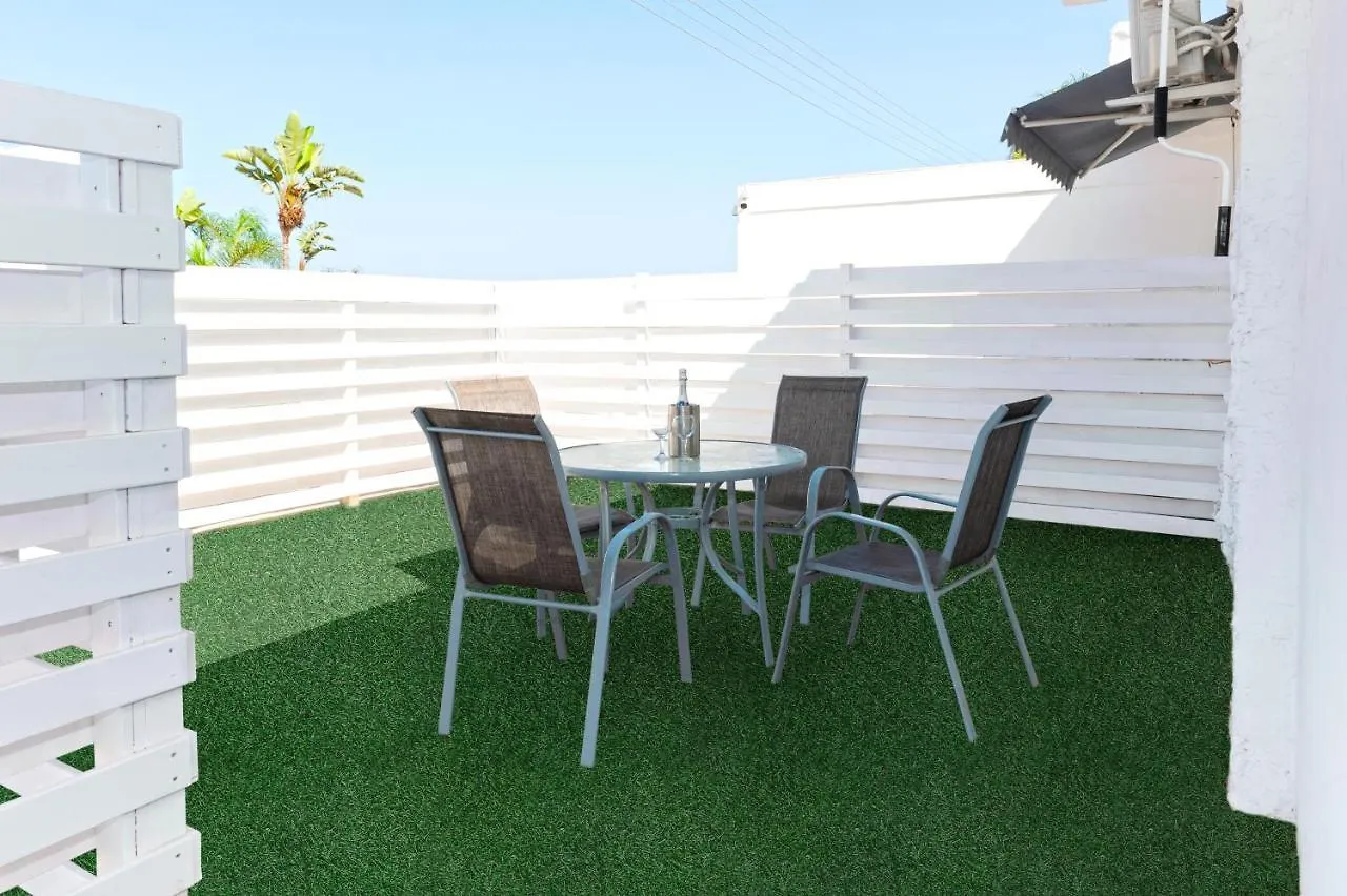 The Harbour Private Cabins And Dormitory Rooms Protaras Cyprus